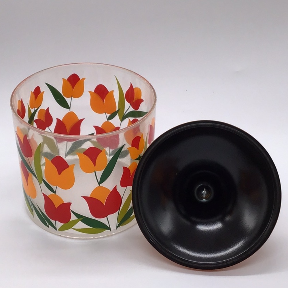 Vintage Acrylic MCM Canisters Set Of 4 - Picture 7 of 15